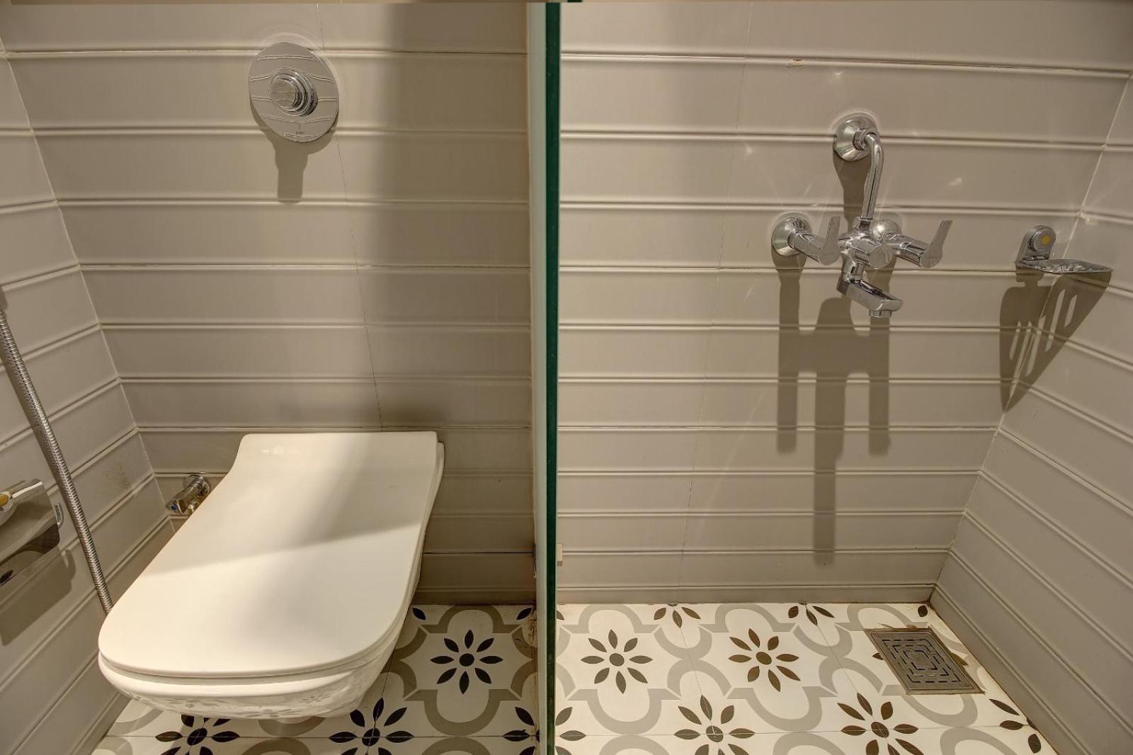 Magnus Fortune House Business Hotel , Magarpatta Mundhva Екстериор снимка