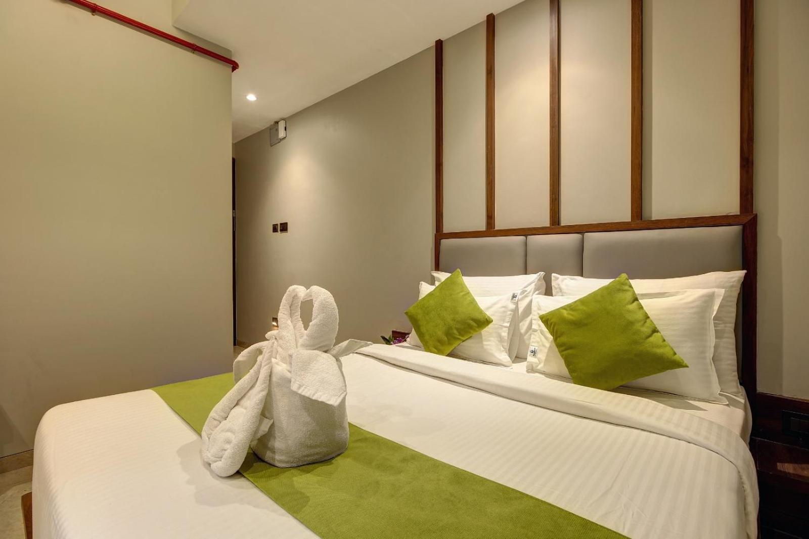 Magnus Fortune House Business Hotel , Magarpatta Mundhva Екстериор снимка